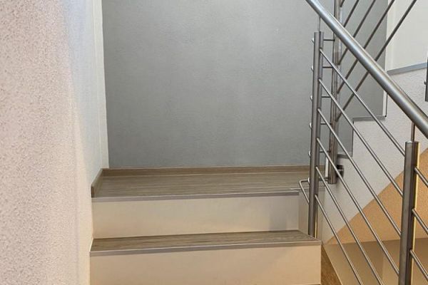 gerstnersanierung-treppe-b6897571-9d11-4099-b1cd-bd0049c4e5b8bff28020-8e20-fe66-e33e-4f9643c028638FF64FFE-3DBA-9894-A71C-27DA24F41035.jpeg
